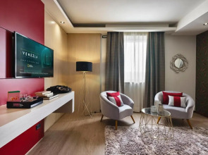 Winter Garden Hotel - Bergamo Airport