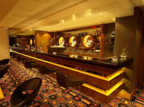 Grand Nur Plaza Hotel