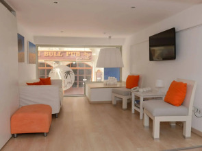 Les Palmiers Beach Hotel