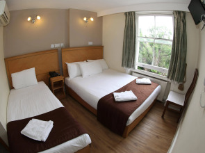 Bob W Holland Park London