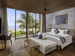 Wyndham Hoi An Royal Beachfront Resort & Villas
