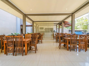 Grand Senggigi Hotel