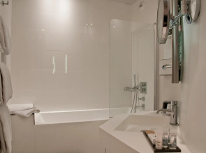 Standing Hotel Suites