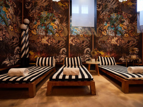 Отель Radisson Blu, Madrid Prado