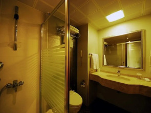 Golden Rock Beach Hotel - All Inclusive