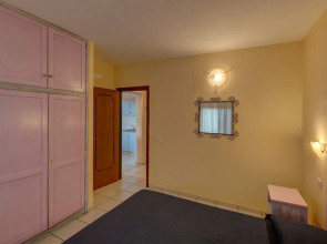 Baia de Bahas Residence