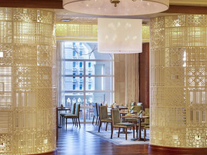 The Castle Hotel, a Luxury Collection Hotel, Dalian