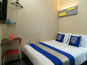 Smile Hotel Danau Kota