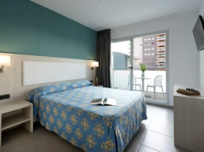 Отель 4R Miramar Calafell