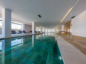 Kiani Beach Resort Family