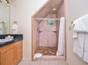 Station House Inn - Near Heavenly Gondola