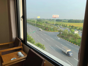 Dragon Airport Hotel