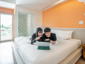 Loews Hollywood Hotel