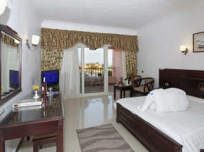 Three Corners Happy Life Beach Resort - All Inclusive