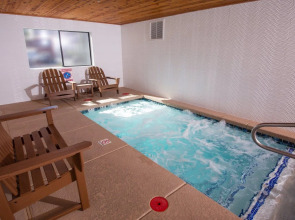 Grand Canyon Hotel & Suites