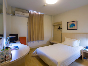 Jinjiang Inn West Beijing Railway Station