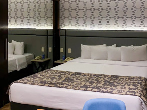 Transamerica Prime International Plaza