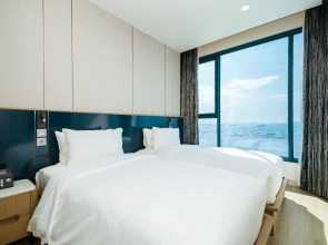 S. Sriracha Hotel and Residence