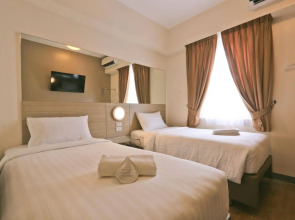 Red Planet Makati Amorsolo