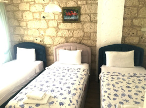 Alacati Eldoris Otel