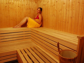 St Nicolas Elegant Residence