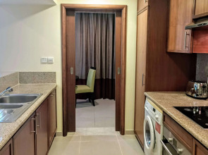 Отель Ramada by Wyndham Downtown Dubai