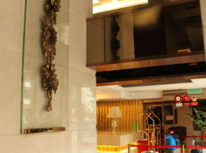 Oriental Lander Hotel