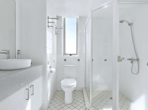 Crystal Bay on the Broadwater