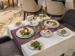 B Business Hotel & Spa