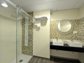 Hotel Salobreña Suites