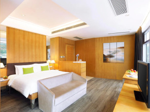 Butterfly on Morrison Boutique Hotel