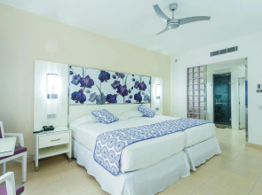 Hotel Riu Playacar - All Inclusive