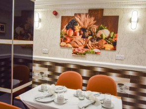 Pembridge Palace Hotel