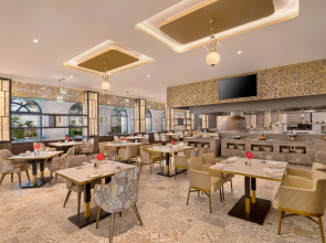 Radisson Blu Hotel & Suites GRT Chennai