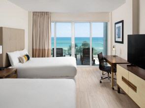 Sherry Frontenac Oceanfront Hotel