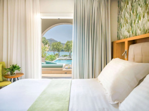 Отель Dolce Athens A tica Riviera