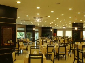 Ener Old Castle Resort Hotel