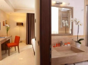 Hotel Tiber Rooftop & Wellness