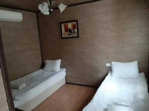 Seven Rock Cave Hotel