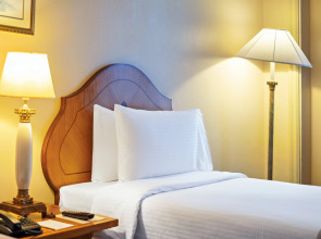 Waterfront Cebu City Hotel & Casino