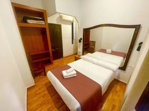 Arteaga Hostal & Baños Árabes Elvira