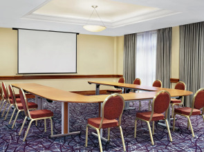 Sheraton Skyline Hotel London Heathrow