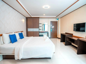 Blue Sky Residence Airport