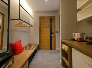 The Gallery Hotel Nai Harn