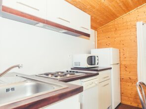 Terres de France - Hameaux des Marines