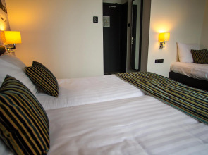 Отель Cornelisz