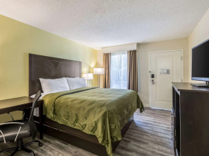 Quality Inn Palm Beach International Airport