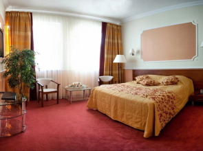 Гостиный Дом