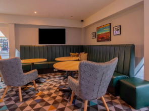 Ramada Encore by Wyndham Leicester City Centre