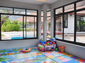 Lanta Sand Resort & Spa